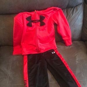 Boys Under Armour hoody and pant set.